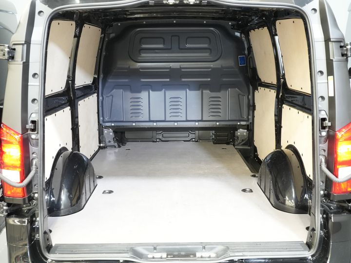 Mercedes-Benz Vito Van 116 CDI Aut. L2 BPM FREE! LED/ Carplay/ 270Gr. Doors/ Seat heating/ Navigation/ Camera/ Cruise control/ PDC/ Tow bar