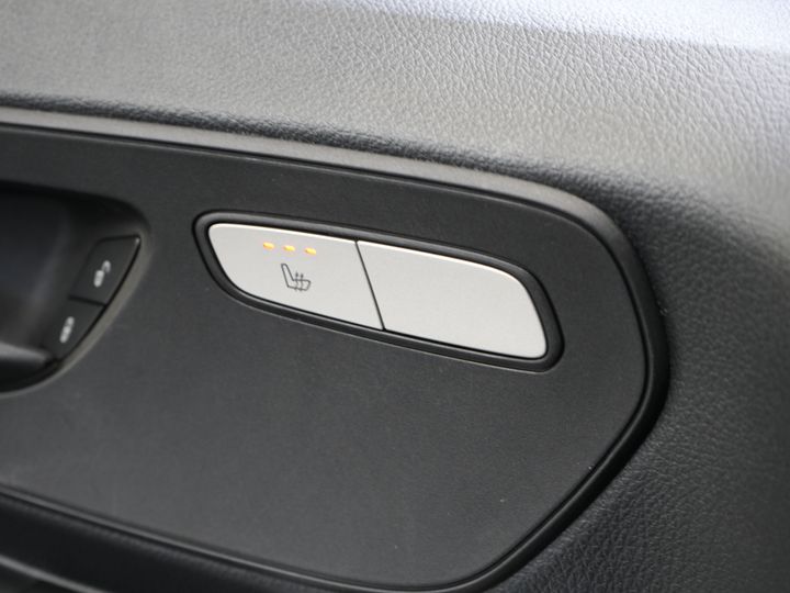 Mercedes-Benz Vito Van 116 CDI Aut. L2 BPM FREE! LED/ Carplay/ 270Gr. Doors/ Seat heating/ Navigation/ Camera/ Cruise control/ PDC/ Tow bar