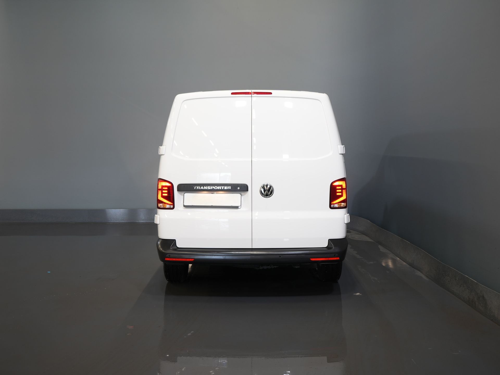 Volkswagen Transporter Van 2.0 TDI Wenige Km/ Carplay/ Cruise/ Airco/ PDC
