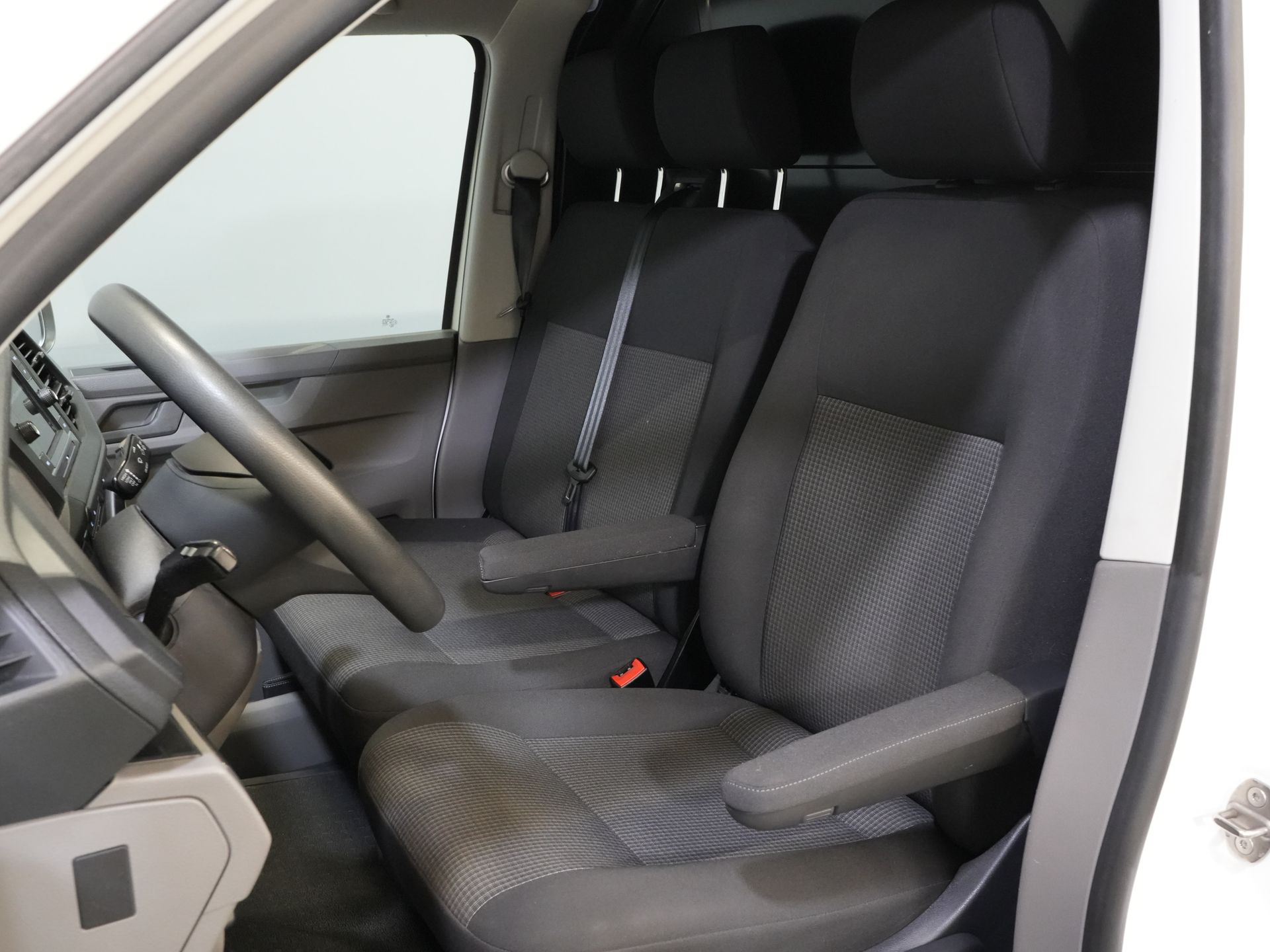 Volkswagen Transporter Van 2.0 TDI Wenige Km/ Carplay/ Cruise/ Airco/ PDC