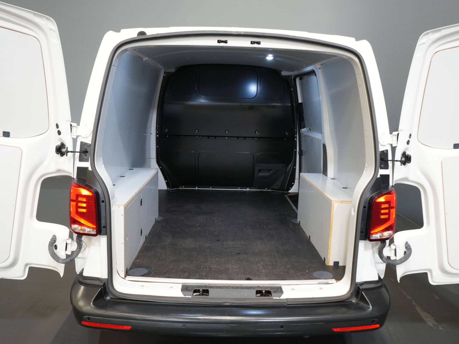 Volkswagen Transporter Van 2.0 TDI Wenige Km/ Carplay/ Cruise/ Airco/ PDC