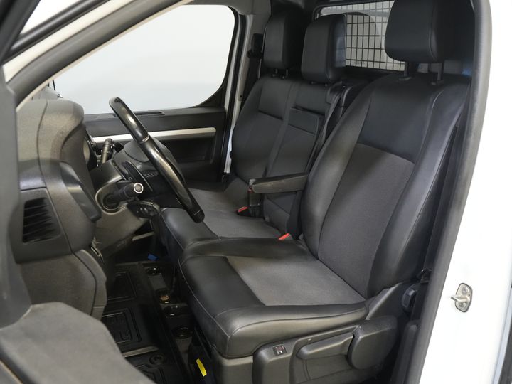 Toyota ProAce Worker Van 2.0 D-4D Aut. L2 Adapt.Cruise/ Head-Up/ Standheizung/ Carplay/ 2x Schiebetür/ Sitzverw./ Keyless/ Klima/ Navi/ Kamera/ PDC/ 17