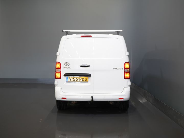 Toyota ProAce Worker Van 2.0 D-4D Aut. L2 Adapt.Cruise/ Head-Up/ Standheizung/ Carplay/ 2x Schiebetür/ Sitzverw./ Keyless/ Klima/ Navi/ Kamera/ PDC/ 17