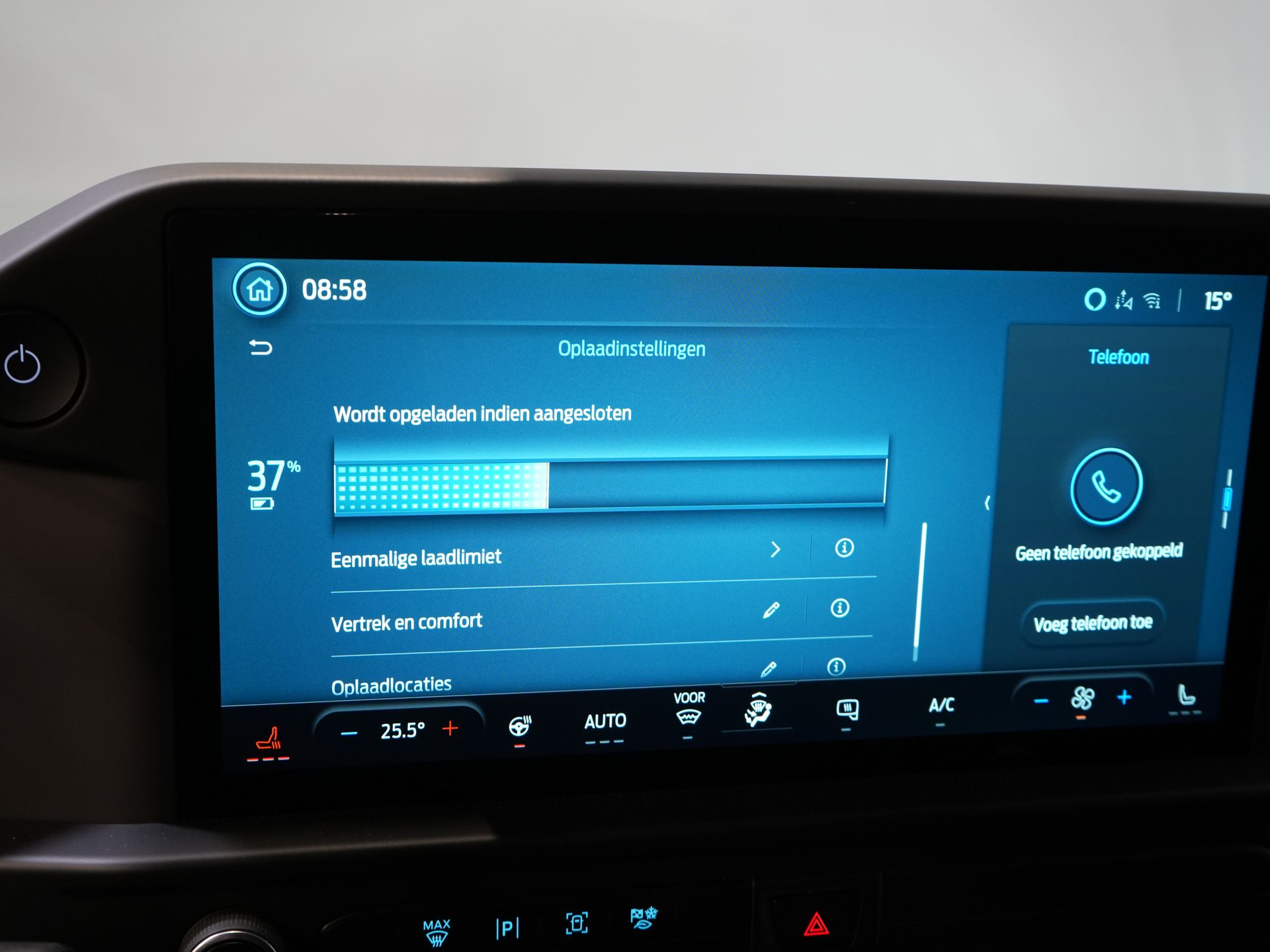 Ford E-Transit Custom Fourgon 320 Trend 65 kWh 330 km WLTP LED/ Chargeur rapide/ 2,3 t de capacité de remorquage/ Direction assistée/ Sièges chauffants/ Carplay/ Climatisation/ Caméra/ PDC/ Régulateur de vitesse