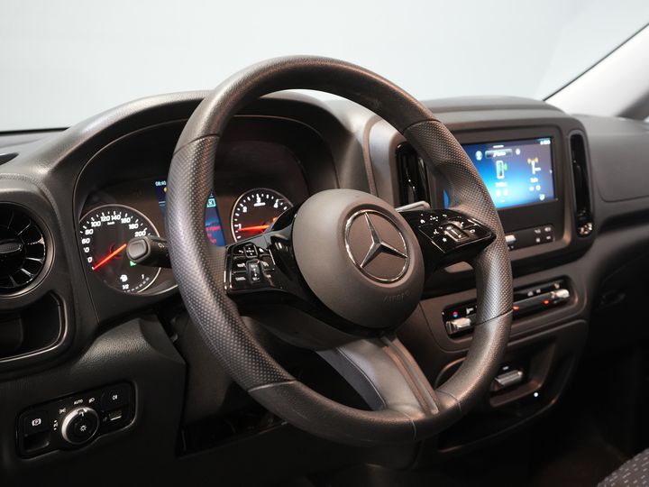 Mercedes-Benz Vito Bestelbus 116 CDI Aut. L3 LED/ Carplay/ 270Gr.Deuren./ Stoelverw/ Camera/ PDC V+A/ Trekhaak/ Navi/ Cruise