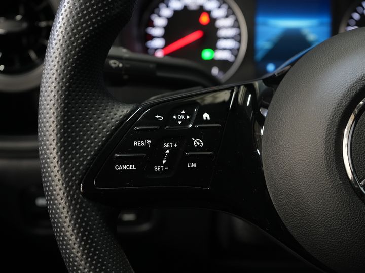 Mercedes-Benz Vito Bestelbus 116 CDI Aut. L3 LED/ Carplay/ 270Gr.Deuren./ Stoelverw/ Camera/ PDC V+A/ Trekhaak/ Navi/ Cruise