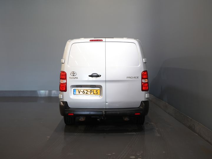 Toyota ProAce Worker Bestelbus 2.0 145 pk L3 2xSchuifdeur/ Adapt.Cruise/ Head Up/ Standkachel/ Stoelverw./ Carplay/ Trekhaak/ PDC