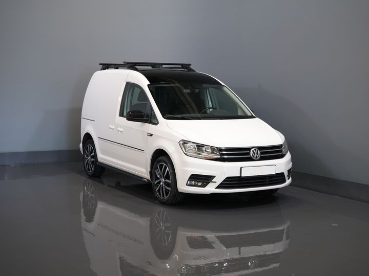 Volkswagen Caddy Furgoneta 2.0 TDI Edition ¡35 BPM GRATIS! Calefacción de pie/ Calefacción de asiento/ CarPlay/ PDC/ LMV/ Cruise/ Gancho de remolque/ Aire acondicionado.