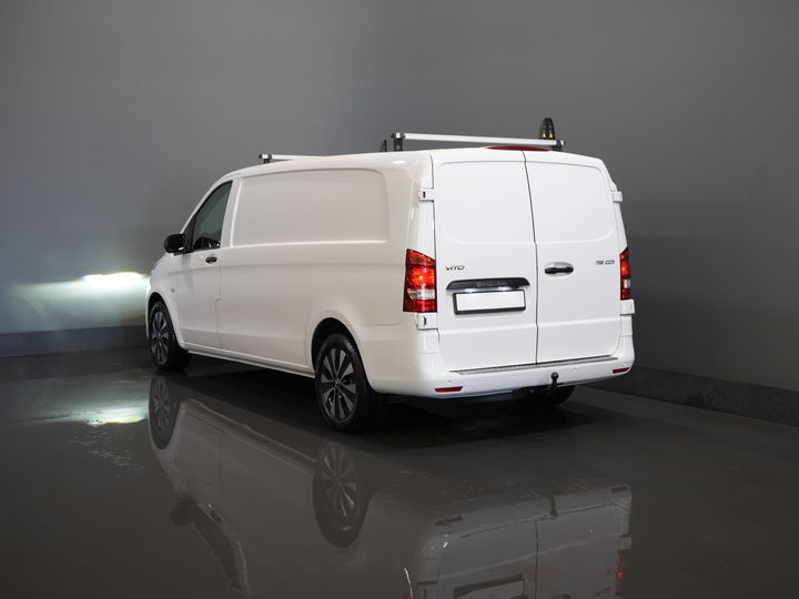 Mercedes-Benz Vito Furgone 119 CDI Aut. XL L3 LED/ Riscaldamento del pianale/ Riscaldamento dei sedili/ Carplay/ Navi/ Telecamera/ PDC/ LMV/ Cruise/ Gancio di traino/ Aria condizionata