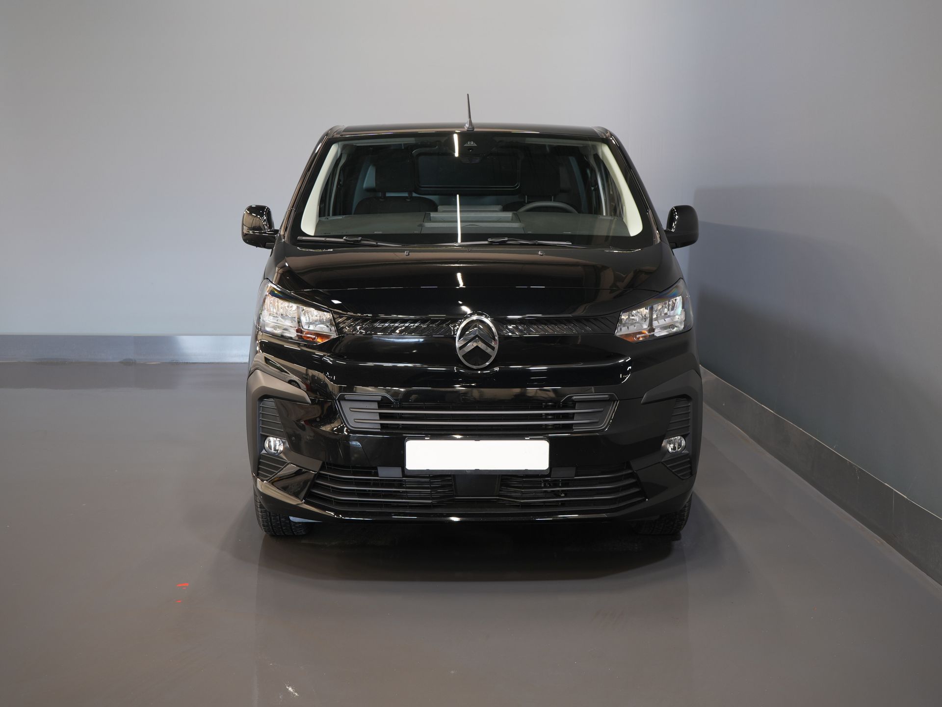 Citroën Jumpy Van 2.0 HDI 180 hp Aut. L3 BPM FREE! Navi/ Carplay/ Camera/ PDC/ Cruise/ Airco