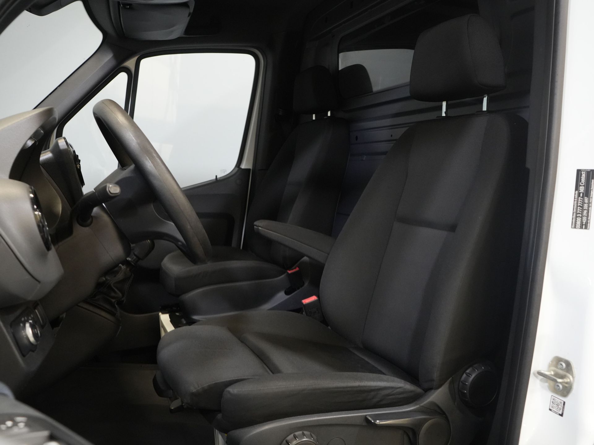 Mercedes-Benz Sprinter Van 314 2.2 CDI RWD EXPORT ONLY L2H2 Cruise/ Airco/ Towing hook