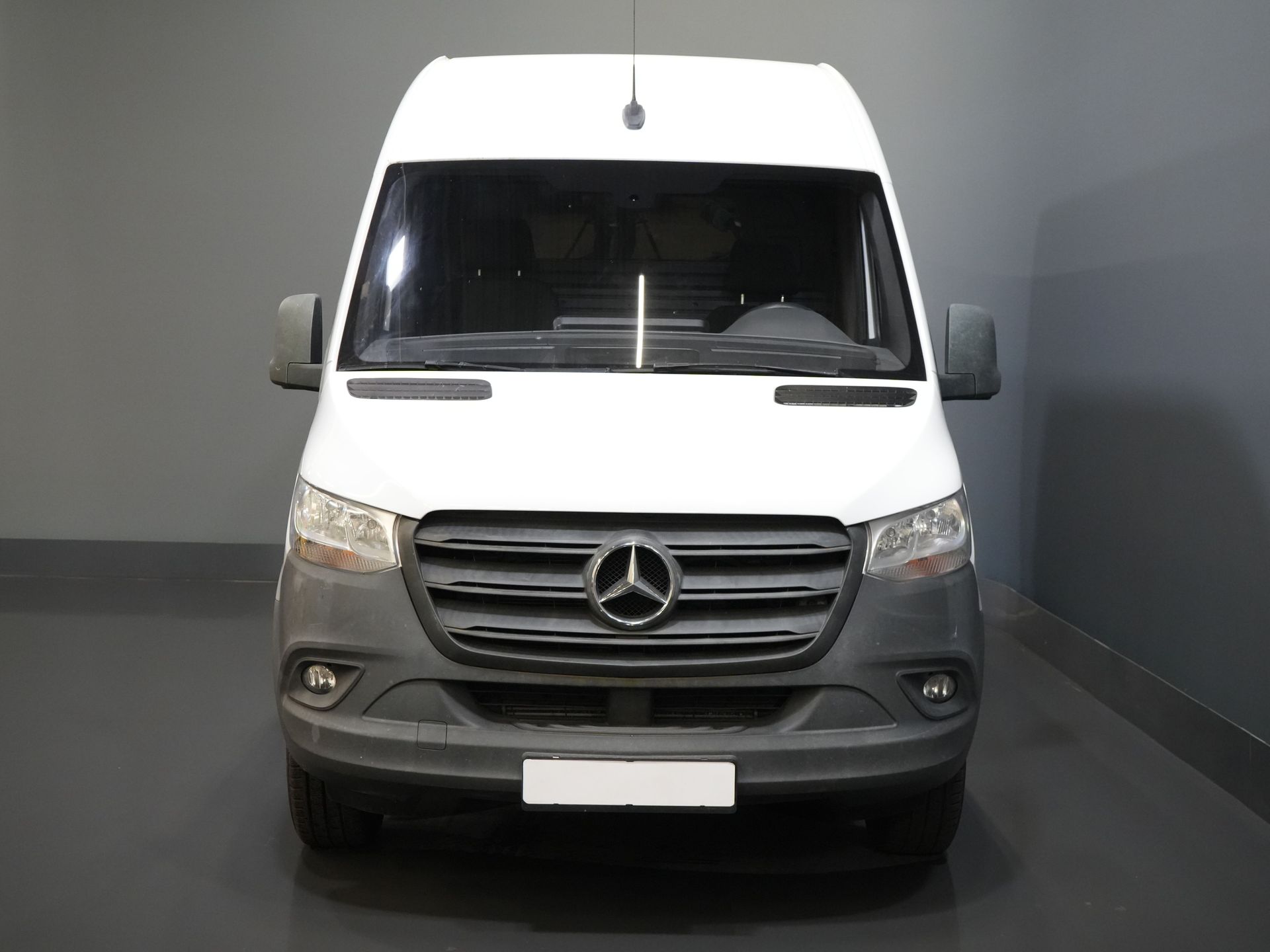 Mercedes-Benz Sprinter Van 314 2.2 CDI RWD EXPORT ONLY L2H2 Cruise/ Airco/ Towing hook