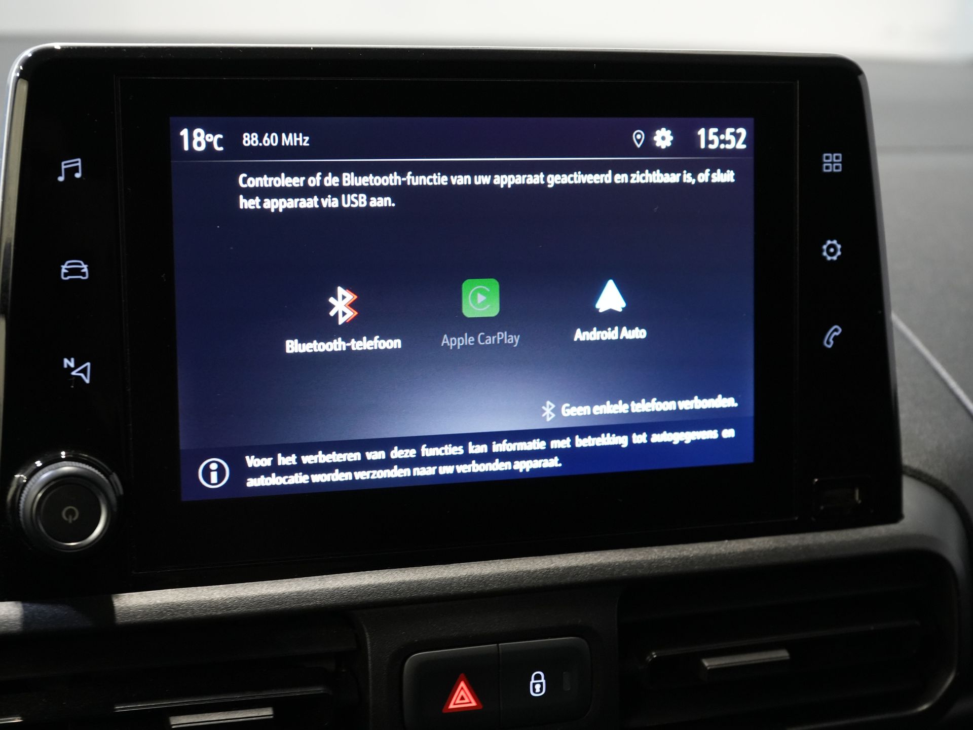 Opel Combo Bestelbus 1.5D 100 pk BPM VRIJ! Carplay/ Cruise/ Trekhaak/ Airco/ PDC