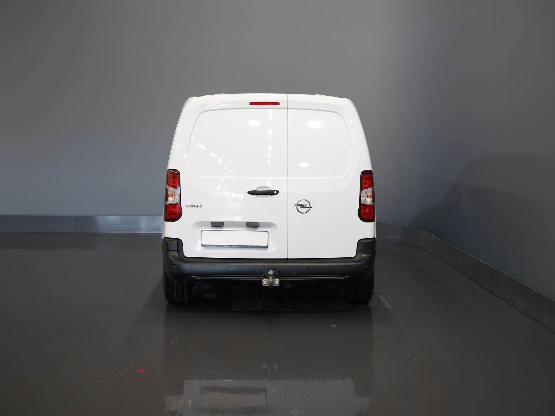 Opel Combo Bestelbus 1.5D 100 pk BPM VRIJ! Carplay/ Cruise/ Trekhaak/ Airco/ PDC
