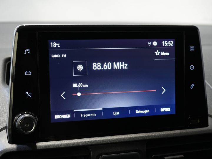 Opel Combo Bestelbus 1.5D 100 pk BPM VRIJ! Carplay/ Cruise/ Trekhaak/ Airco/ PDC