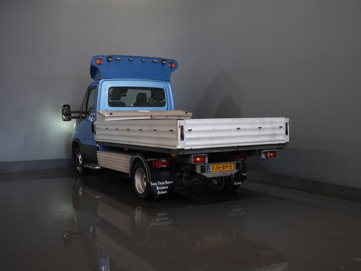 Iveco 40C16 z otwartą skrzynią ładunkową, Iveco Daily, skrzynia biegów ZF, automatyczna. UNIKAT! BE – ciągnik siodłowy / skrzynia wyładowcza / piąte koło / podwójne opony / tachograf / oświetlenie LED / CarPlay / alarm III / fotel z regulacją wysokości / klimatyzacja / 