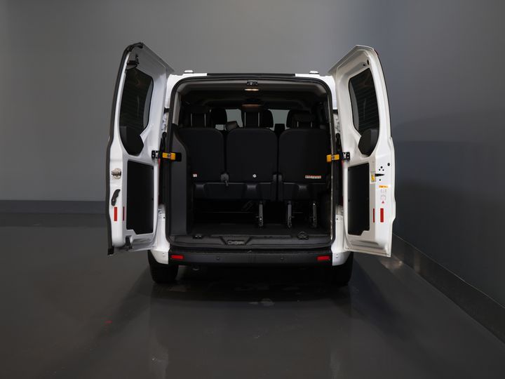 Ford Transit Custom Passenger Transport Tourneo 2.0 TDCI €.... incl. TVA/BPM Trend Combi/ Combi/ 9 Person/ 9 P/ Cruise/ PDC/ Airco