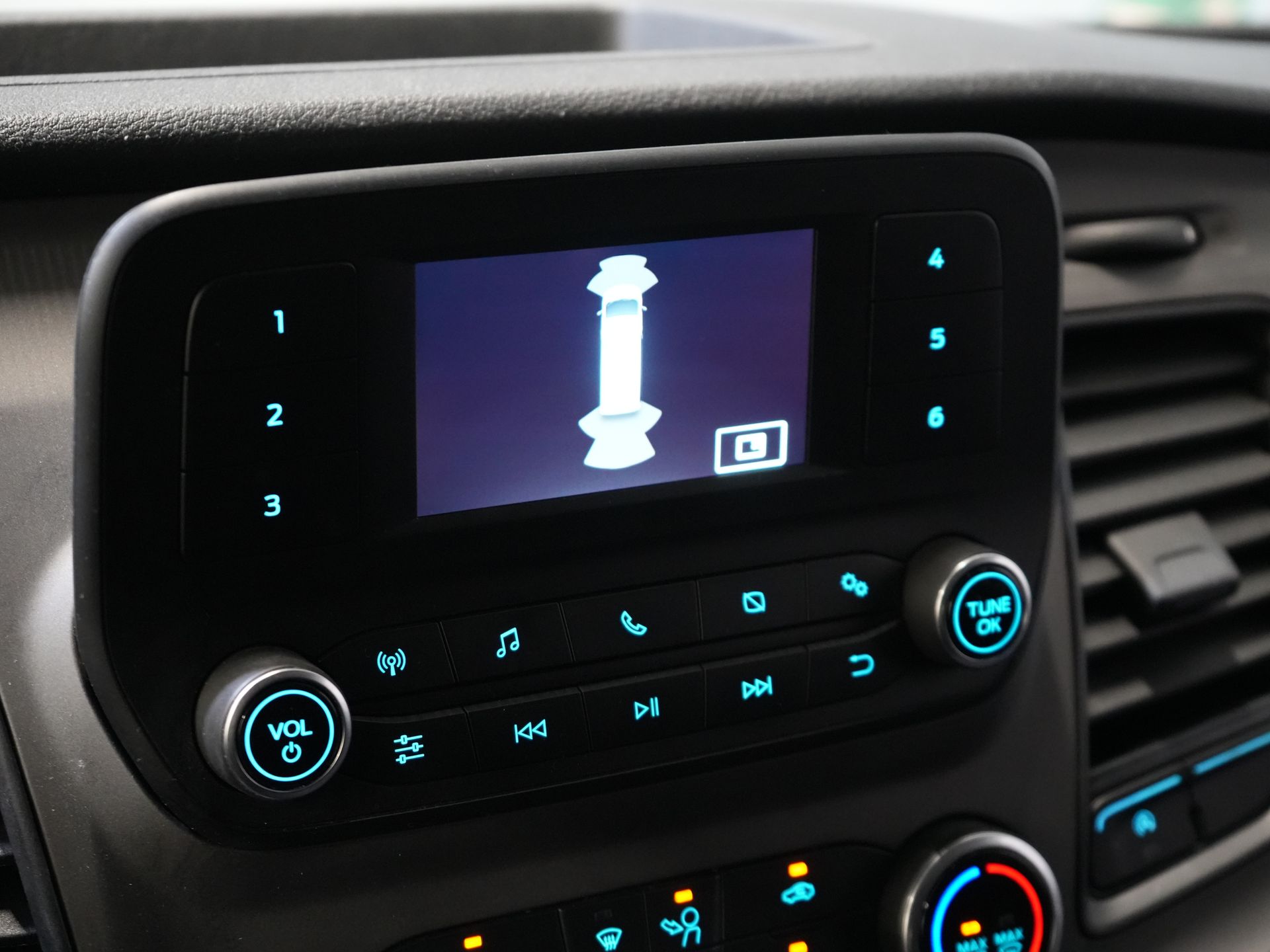 Ford Transit Custom Passenger Transport Tourneo 2.0 TDCI €.... incl. TVA/BPM Trend Combi/ Combi/ 9 Person/ 9 P/ Cruise/ PDC/ Airco
