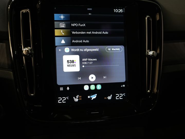 Volvo XC40 SUV 1.5 PHEV Ultimate Bright Pano/ Leather/ Harman & Kardon/ Mem.seat/ Elek.Towbar/ Adapt.cruise/ LED/ Seatverw./ Steeringw./ Elek.