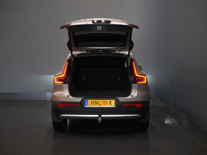 Volvo XC40 SUV 1.5 PHEV Ultimate Bright Pano/ Leather/ Harman & Kardon/ Mem.seat/ Elek.Towbar/ Adapt.cruise/ LED/ Seatverw./ Steeringw./ Elek.