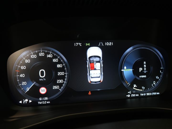 Volvo XC40 SUV 1.5 PHEV Ultimate Bright Pano/ Leather/ Harman & Kardon/ Mem.seat/ Elek.Towbar/ Adapt.cruise/ LED/ Seatverw./ Steeringw./ Elek.