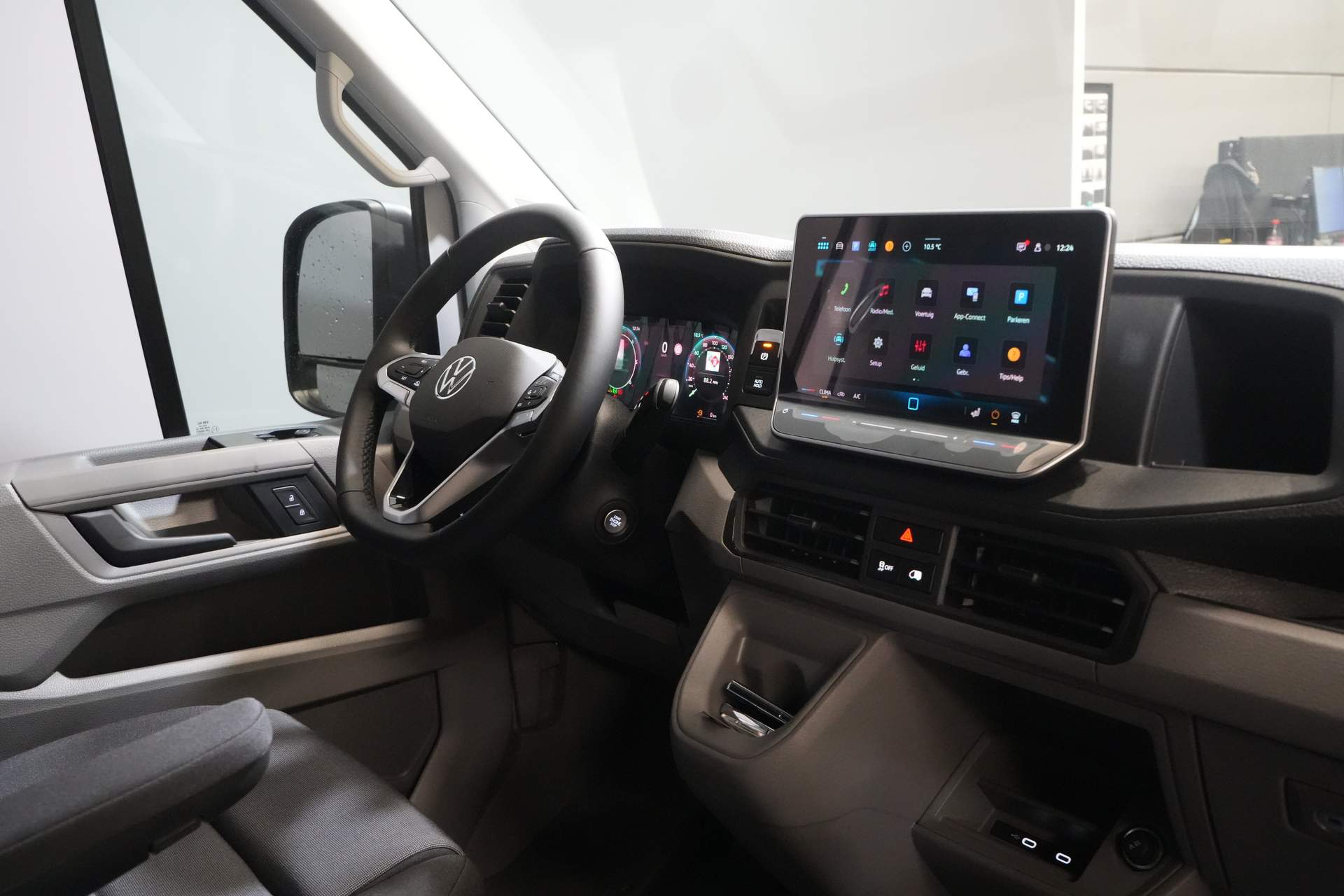 Volkswagen Crafter Van 35 2.0 TDI 140 hp DSG Aut. L3H3 BPM FREE! LED/ Virtuelles Cockpit/ Kamera/ Cruise/ Carplay/ Gev.Stoel