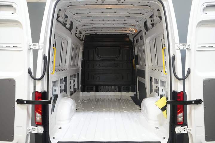 Volkswagen Crafter Van 35 2.0 TDI 140 hp DSG Aut. L3H3 BPM FREE! LED/ Virtuelles Cockpit/ Kamera/ Cruise/ Carplay/ Gev.Stoel