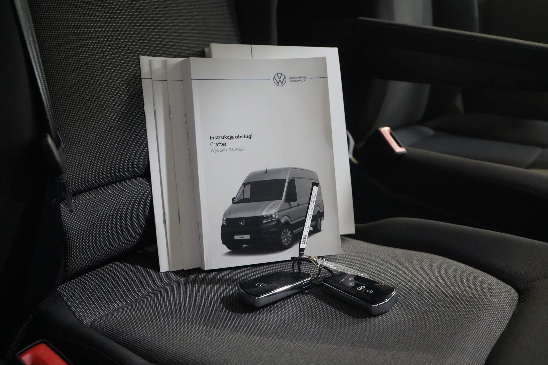 Volkswagen Crafter Van 35 2.0 TDI 140 hp DSG Aut. L3H3 BPM FREE! LED/ Virtuelles Cockpit/ Kamera/ Cruise/ Carplay/ Gev.Stoel