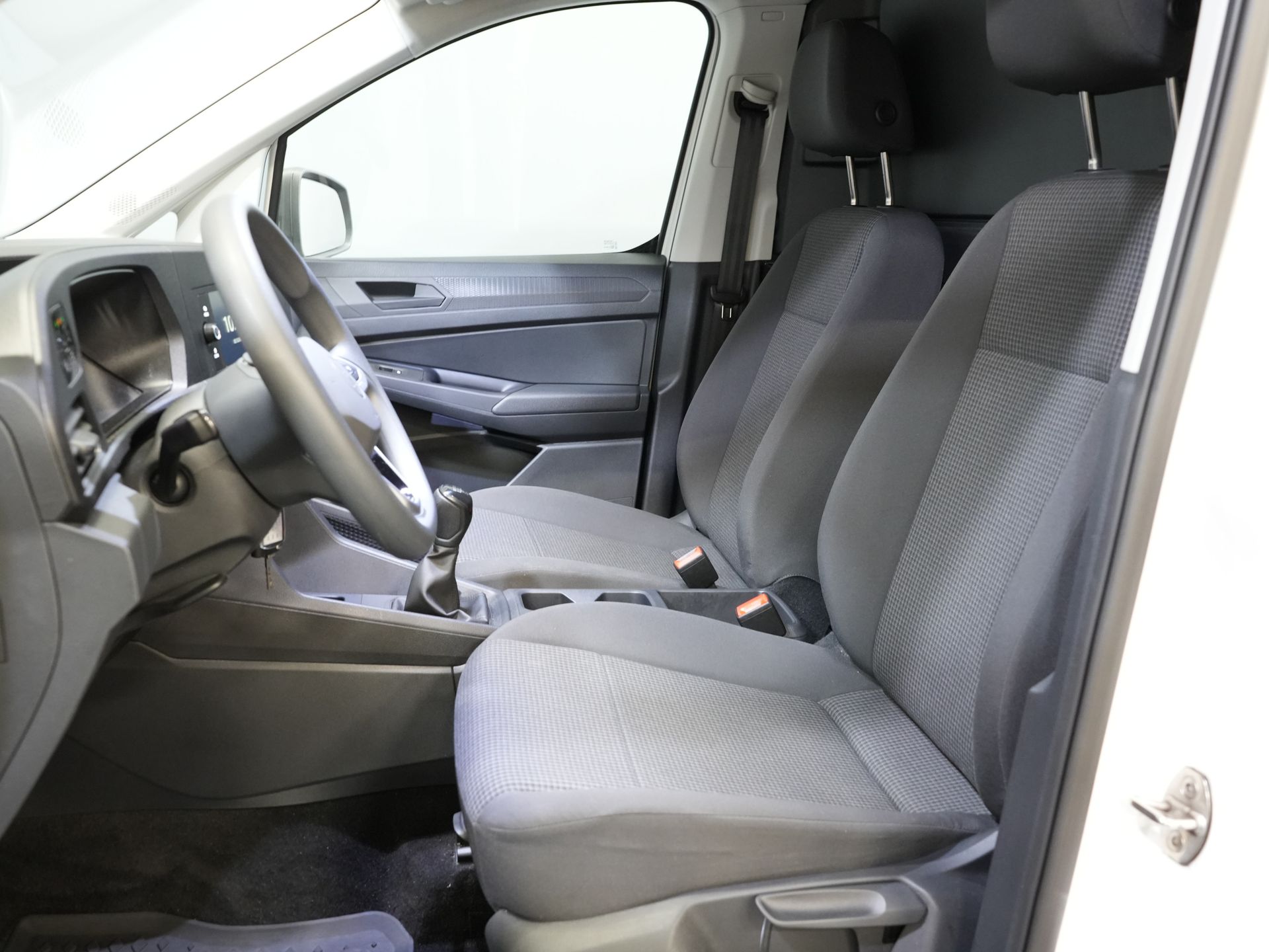 Volkswagen Caddy Cargo Delivery Van 1.5 TSI PETROL BPM FREE! Cruise control/ Air conditioning/ DAB/ PDC