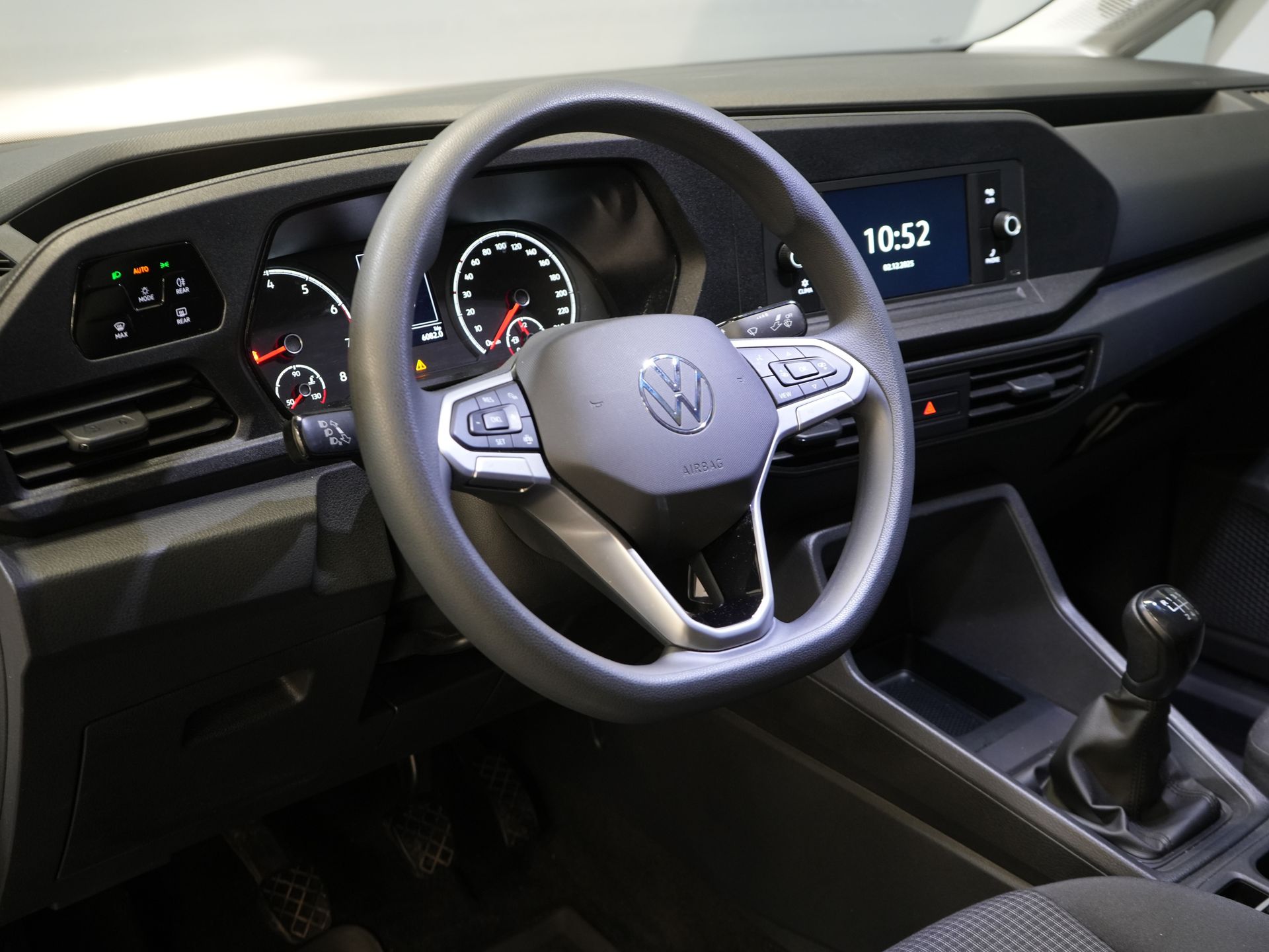 Volkswagen Caddy Cargo Delivery Van 1.5 TSI PETROL BPM FREE! Cruise control/ Air conditioning/ DAB/ PDC