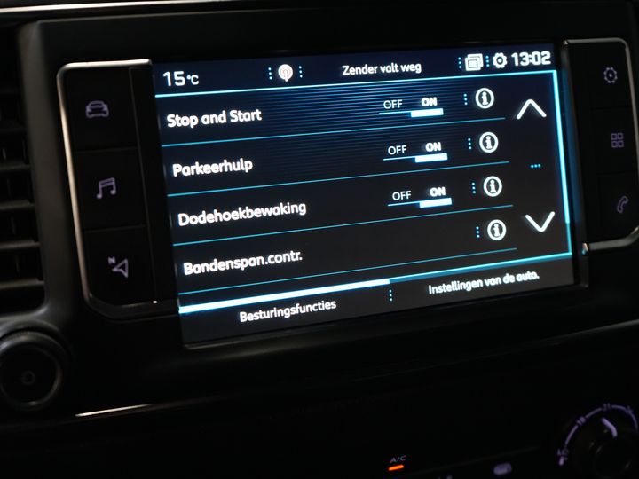 Peugeot Expert Van 2.0 HDI Aut. 180 CP L3 BPM GRATUIT! 2x Elek.Schuif./ Alarmă III/ LMV/ Carplay/ PDC/ Navi/ Keyless/ Airco