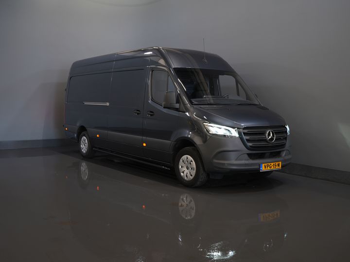 Mercedes-Benz Sprinter Van 316 2.2 CDI L3H2 LED/ 10.25” MBUX/ Gev.Stoel/ Carplay/ Sidebars/ Cruise/ Camera/ Navi/ Towbar/ Airco