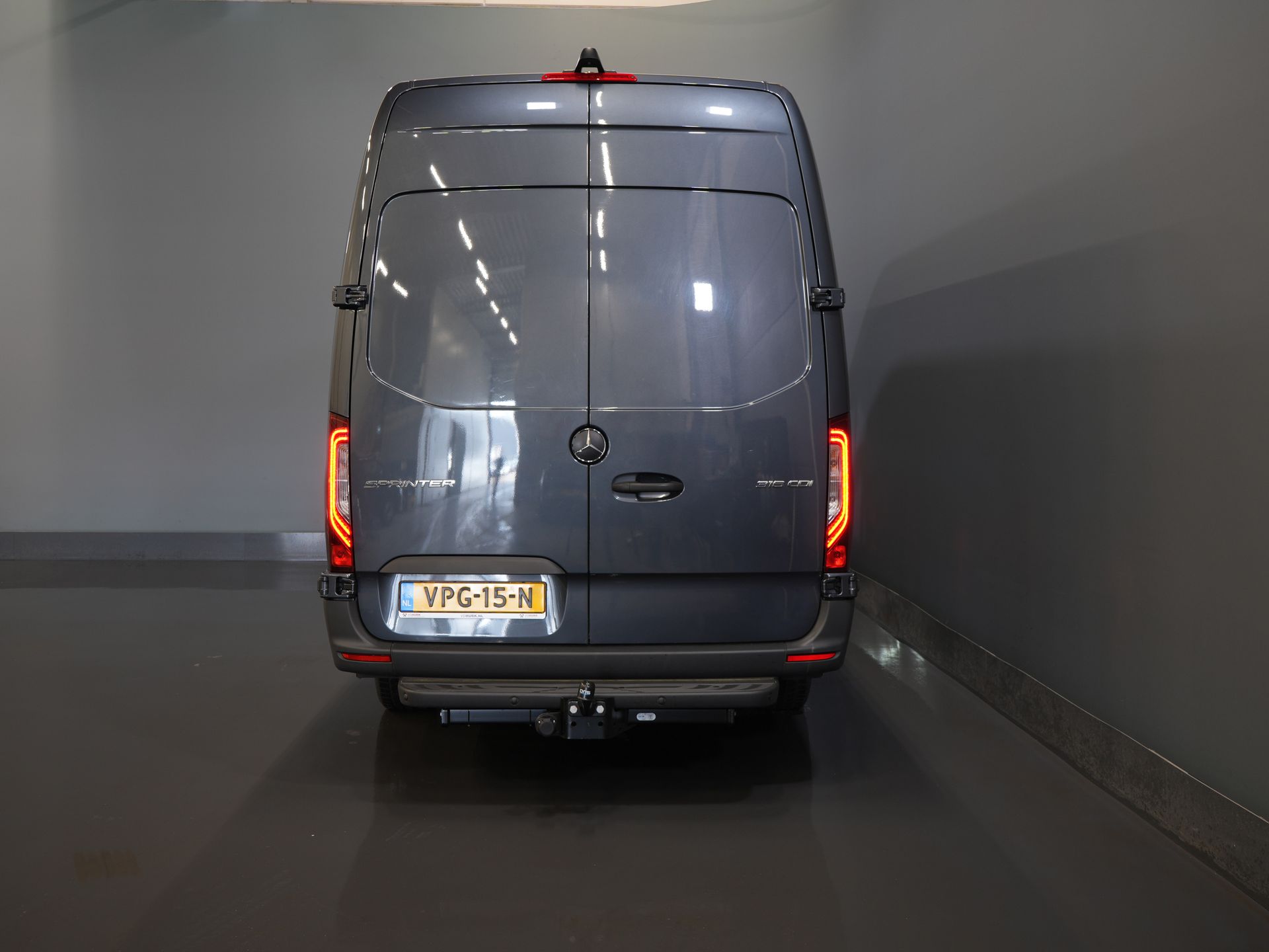 Mercedes-Benz Sprinter Van 316 2.2 CDI L3H2 LED/ 10.25” MBUX/ Gev.Stoel/ Carplay/ Sidebars/ Cruise/ Camera/ Navi/ Towbar/ Airco