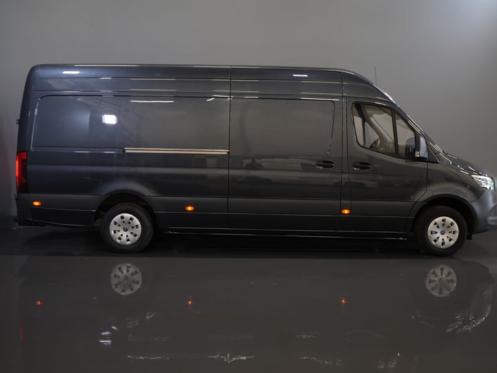 Mercedes-Benz Sprinter Van 316 2.2 CDI L3H2 LED/ 10.25” MBUX/ Gev.Stoel/ Carplay/ Sidebars/ Cruise/ Camera/ Navi/ Towbar/ Airco