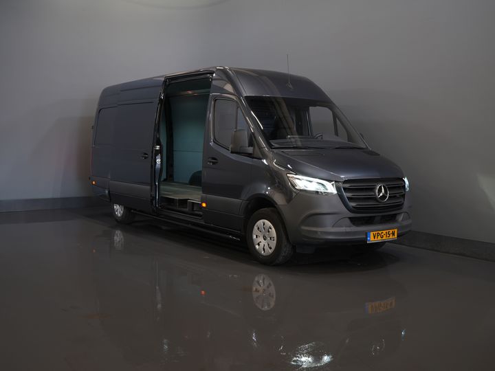 Mercedes-Benz Sprinter Van 316 2.2 CDI L3H2 LED/ 10.25” MBUX/ Gev.Stoel/ Carplay/ Sidebars/ Cruise/ Camera/ Navi/ Towbar/ Airco