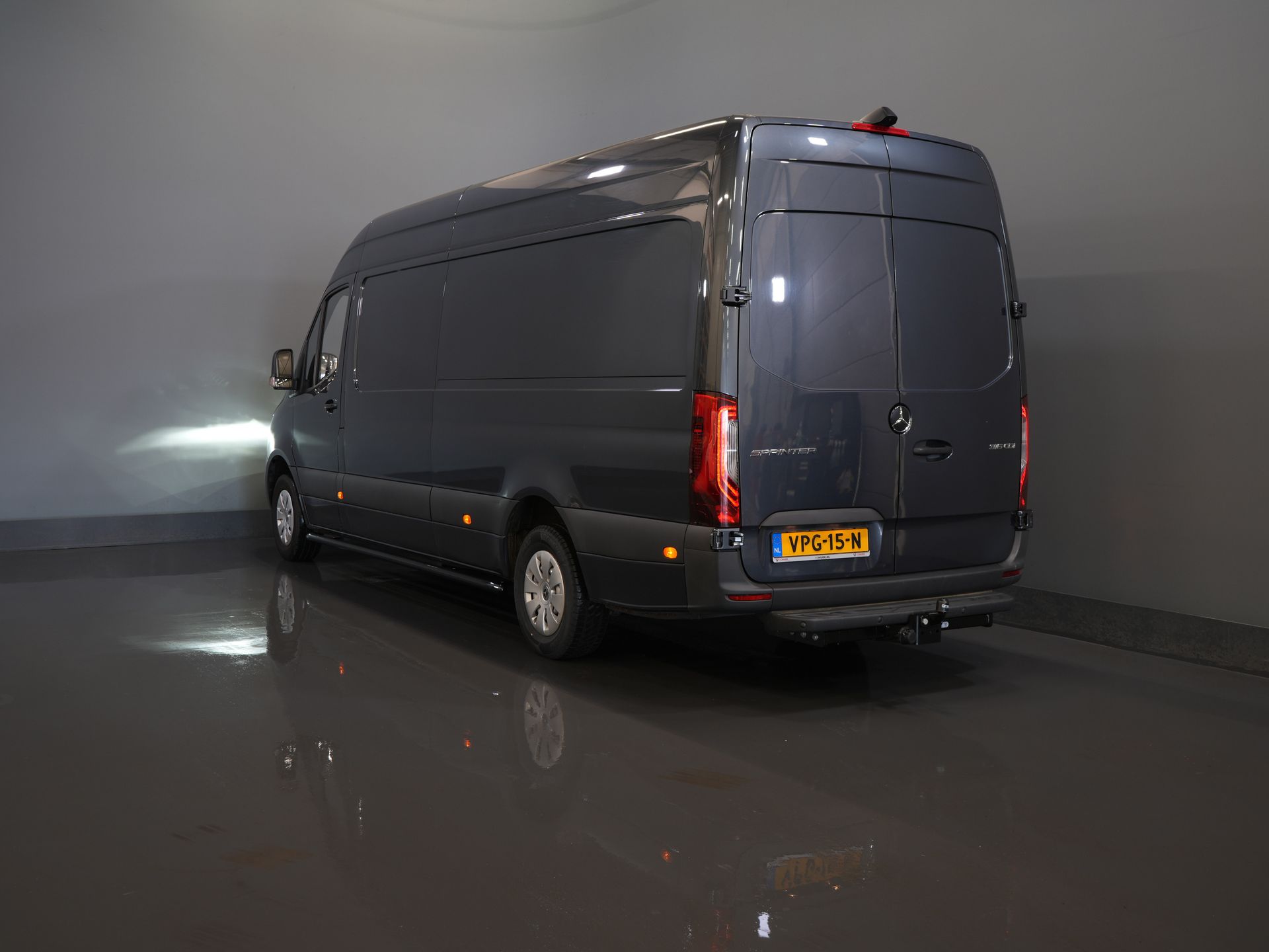 Mercedes-Benz Sprinter Van 316 2.2 CDI L3H2 LED/ 10.25” MBUX/ Gev.Stoel/ Carplay/ Sidebars/ Cruise/ Camera/ Navi/ Towbar/ Airco