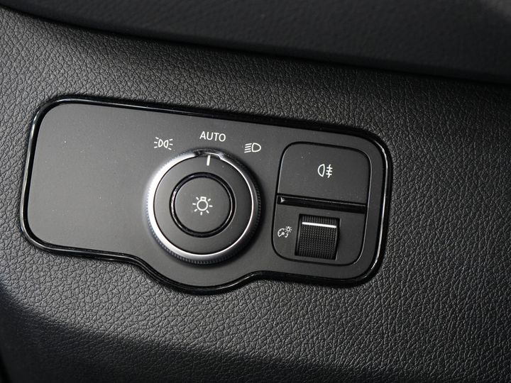 Mercedes-Benz Sprinter Van 316 2.2 CDI L3H2 LED/ 10.25” MBUX/ Gev.Stoel/ Carplay/ Sidebars/ Cruise/ Camera/ Navi/ Towbar/ Airco