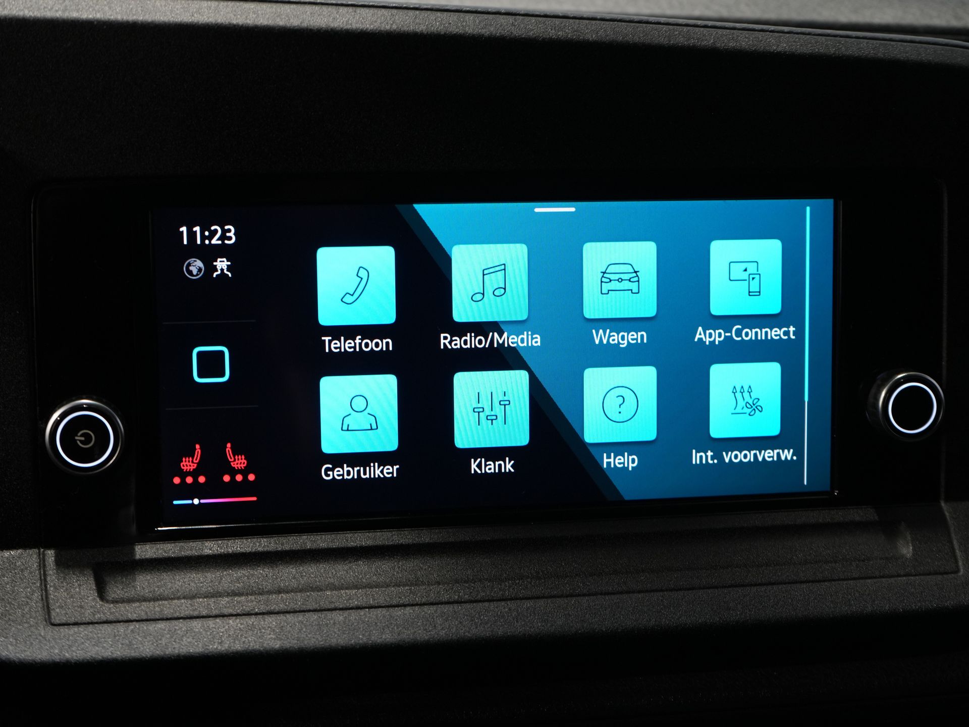 Volkswagen Caddy Cargo Bestelbus 2.0 TDI 125 pk DSG Aut. Standkachel/ Stoelverw./ Carplay/ PDC/ 16” LMV/ Trekhaak/ Dakrails