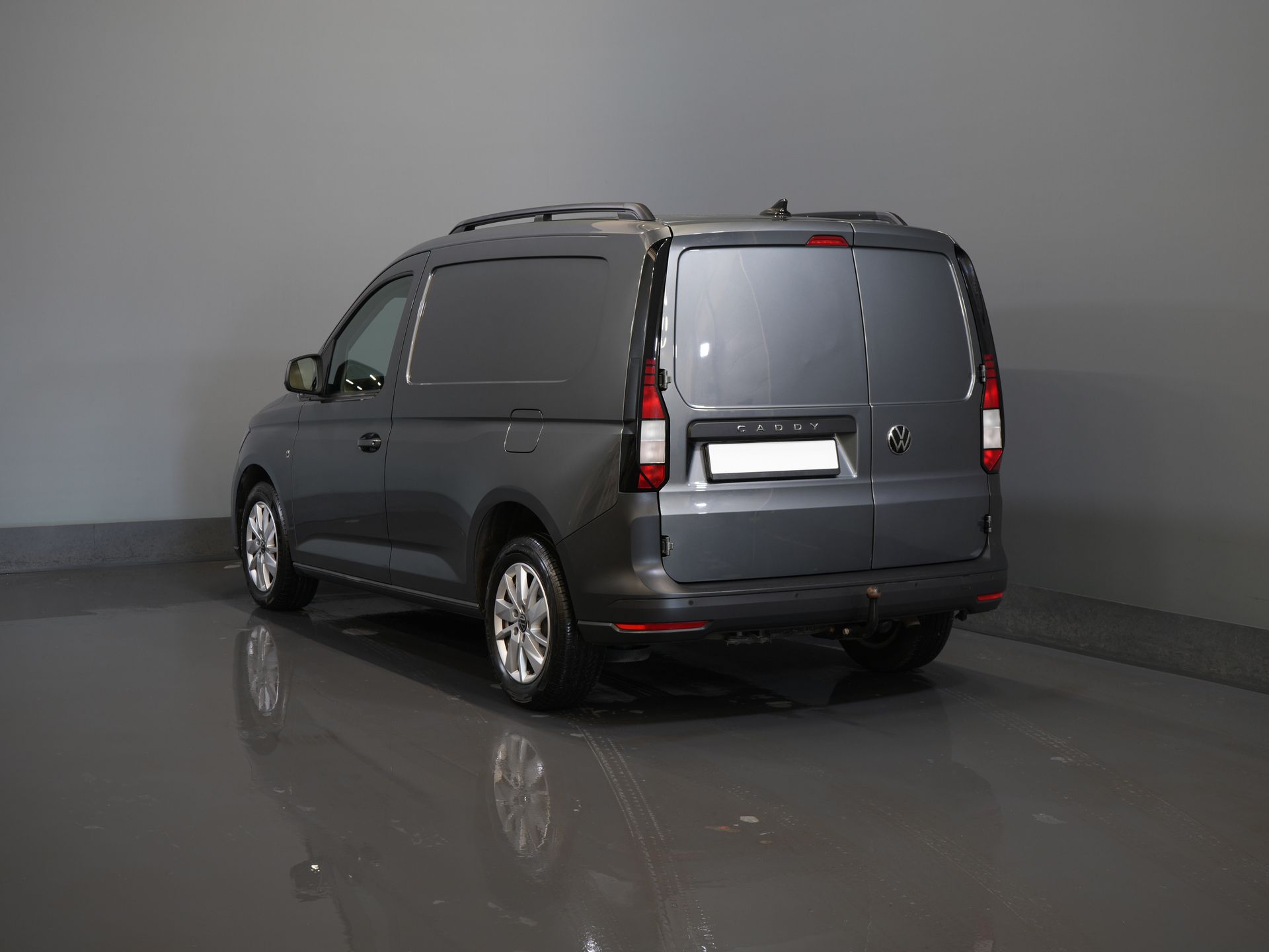 Volkswagen Caddy Cargo Bestelbus 2.0 TDI 125 pk DSG Aut. Standkachel/ Stoelverw./ Carplay/ PDC/ 16” LMV/ Trekhaak/ Dakrails