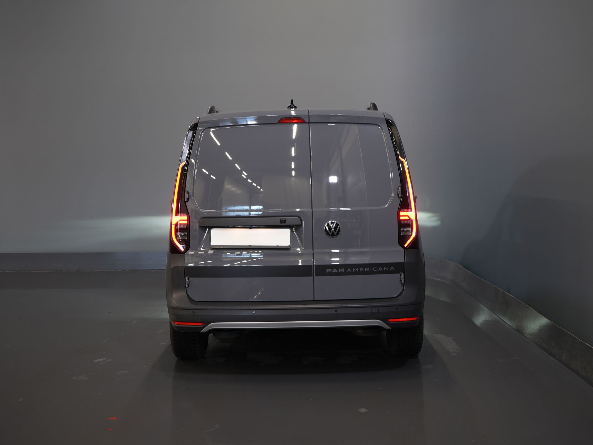 Volkswagen Caddy Cargo Фургон 2.0 TDI 125 к.с. DSG Aut. PanAmericana Без ПДВ! 2x Розсувні двері/ LED/ Адаптивний круїз-контроль/ VC/ Камера/ PDC