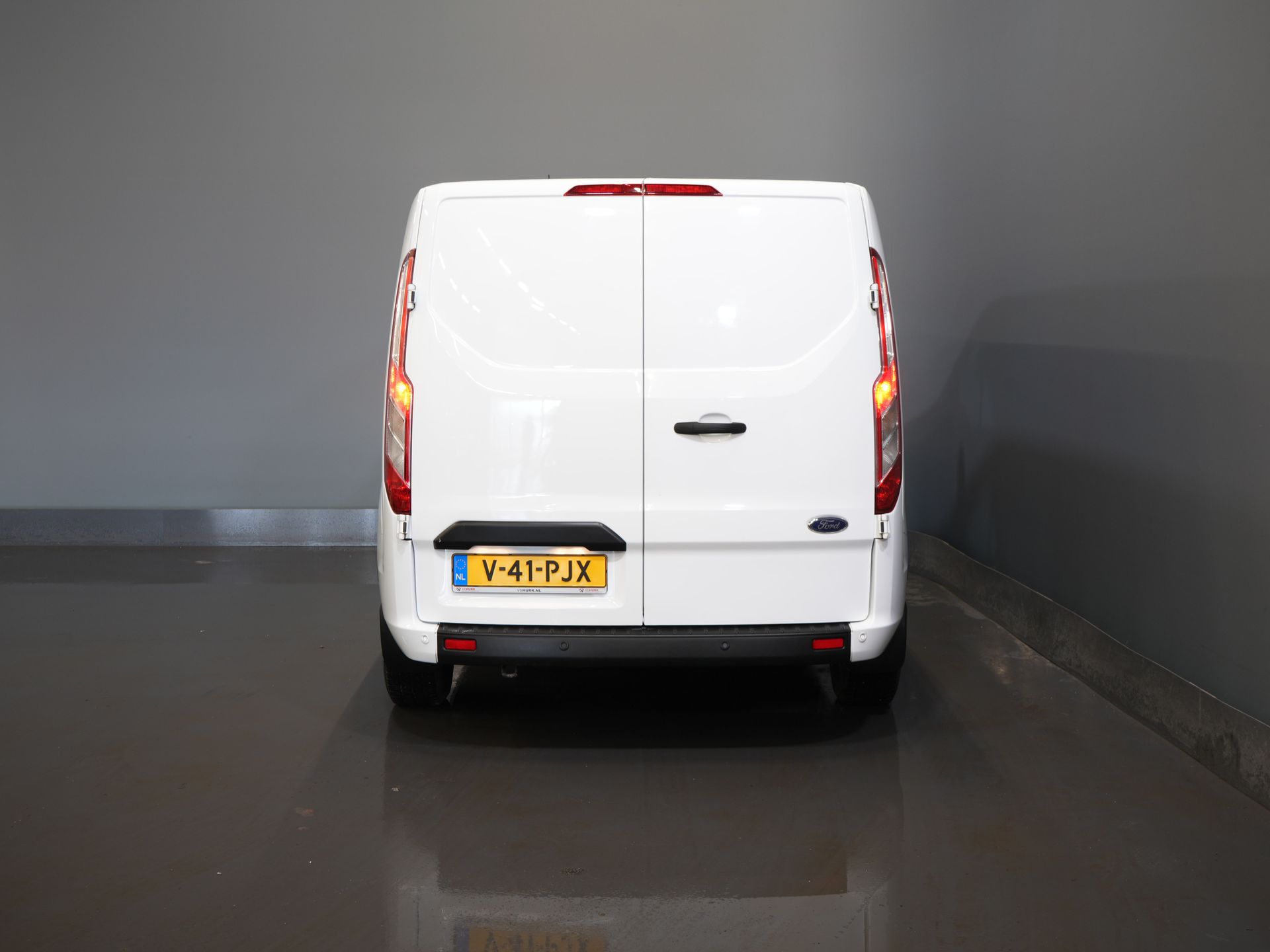 Ford Transit Custom Vans 2.0 TDCI L2 130 к.с. Trend 2.8t Буксирний М./ Круїз/ PDC V+A/ DAB/ Airco