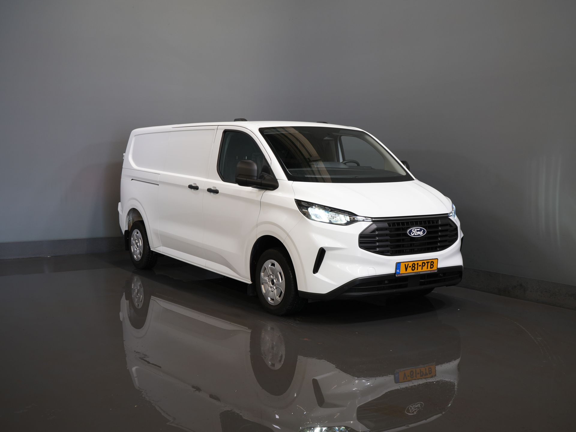 Ford Transit Custom Bestelbus 2.0 TDCI L2 Trend LED/ Carplay/ Camera/ Climate/ PDC/ Cruise/ DAB