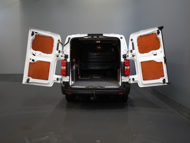 Toyota ProAce Worker Van 1.6 L3 Cruise/ Airco/ Camera/ Towbar/ Sidebars