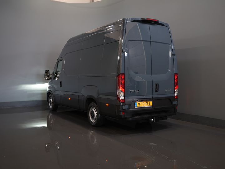 Iveco Daily Van 35S21HV 3.0 180 CP Aut. L2H3 LED/ 3.5t Trekverm./ Adapt.Cruise/ Carplay/ Gev.Stoel./ Clima/ Navi/ Camera/ Towbar
