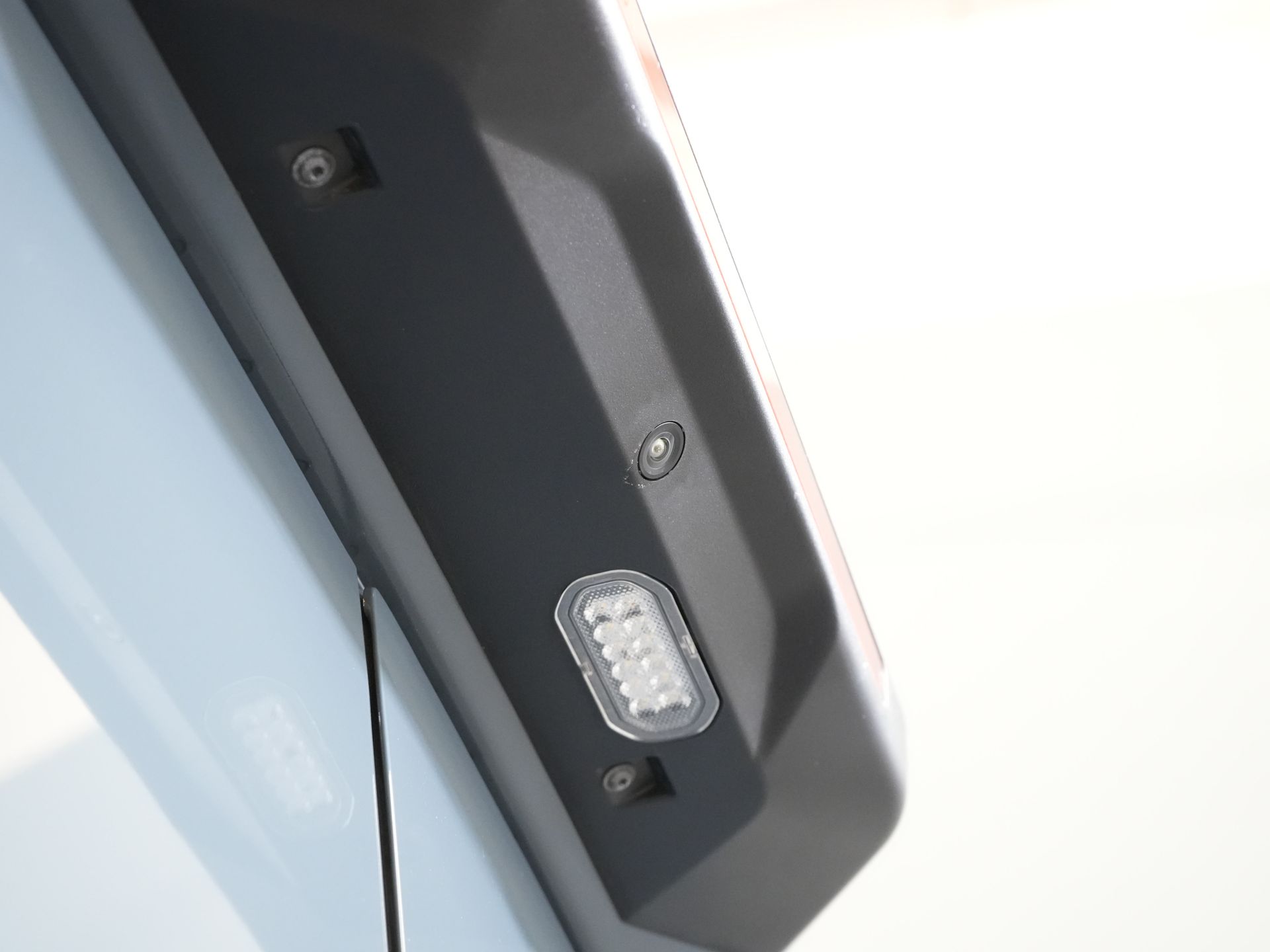 Iveco Daily Van 35S21HV 3.0 180 CP Aut. L2H3 LED/ 3.5t Trekverm./ Adapt.Cruise/ Carplay/ Gev.Stoel./ Clima/ Navi/ Camera/ Towbar
