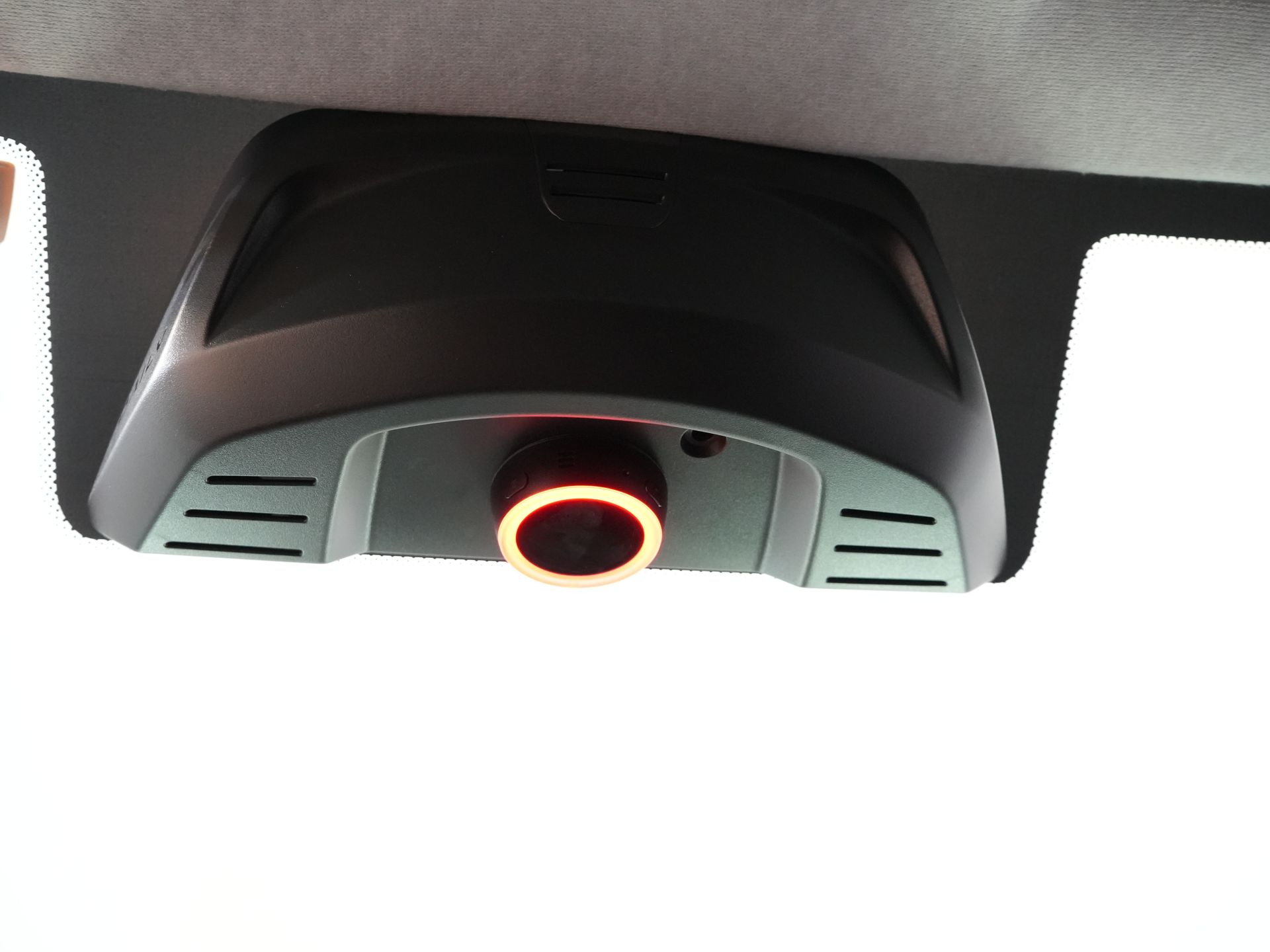 Iveco Daily Van 35S21HV 3.0 180 CP Aut. L2H3 LED/ 3.5t Trekverm./ Adapt.Cruise/ Carplay/ Gev.Stoel./ Clima/ Navi/ Camera/ Towbar