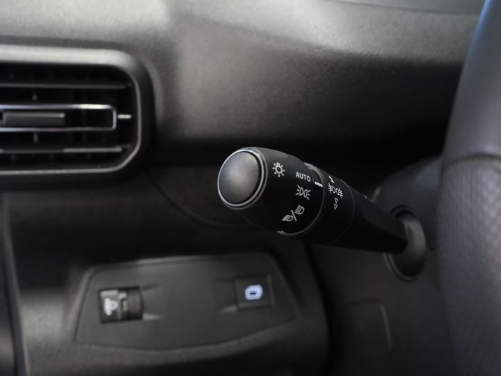 Peugeot e-Partner Van 50 кВт-год 336 км WLTP Швидка зарядка/ Тепловий насос/ Адапт.круїз/ Віртуальний кокпіт/ Рульове управління/ Carplay/ Камера 360/ Підлоговий обігрівач/ Клімат/ 