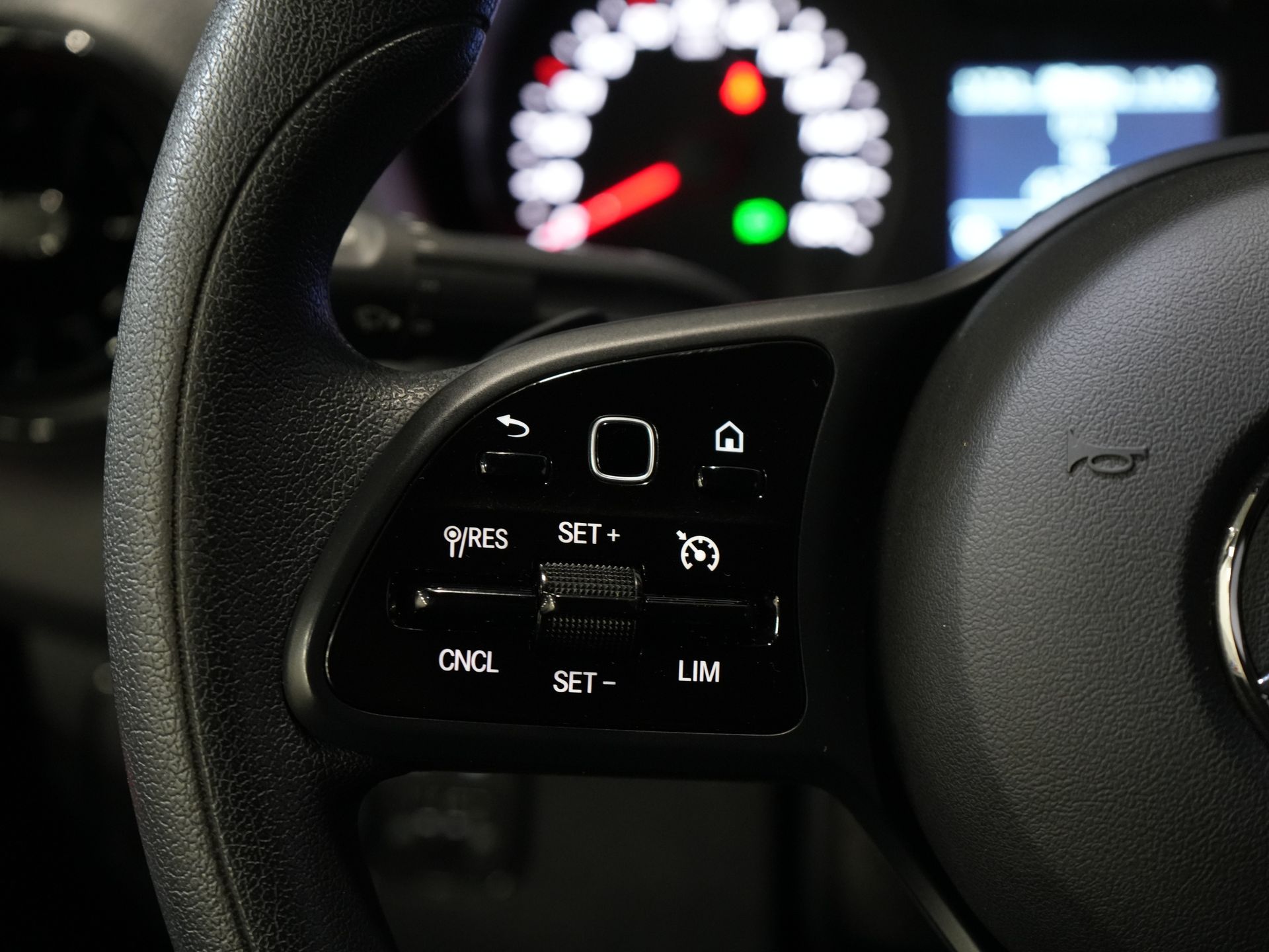 Mercedes-Benz Sprinter Van 317 CDI Aut. L2H2 BPM FREE! Carplay/ Gev.Stoel/ 270 Gr.Deuren/ Stoelverw./ Navi/ Camera/ PDC/ Cruise/ DAB