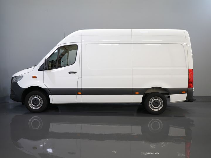 Mercedes-Benz Sprinter Van 317 CDI Aut. L2H2 BPM FREE! Carplay/ Gev.Stoel/ 270 Gr.Deuren/ Stoelverw./ Navi/ Camera/ PDC/ Cruise/ DAB