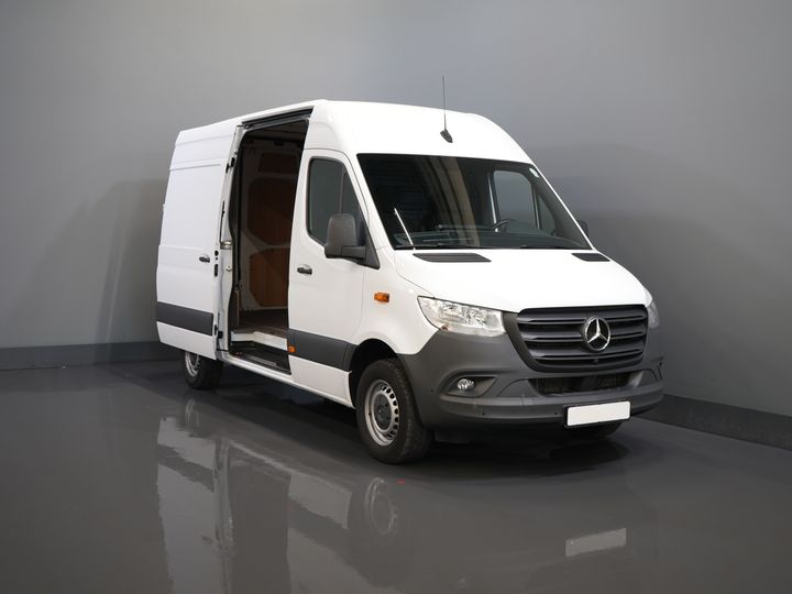 Mercedes-Benz Sprinter Van 317 CDI Aut. L2H2 BPM FREE! Carplay/ Gev.Stoel/ 270 Gr.Deuren/ Stoelverw./ Navi/ Camera/ PDC/ Cruise/ DAB